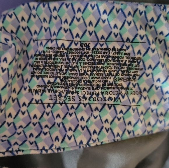 Victorias secret body by Victoria perfect shape floral bra - Picture 9 of 10